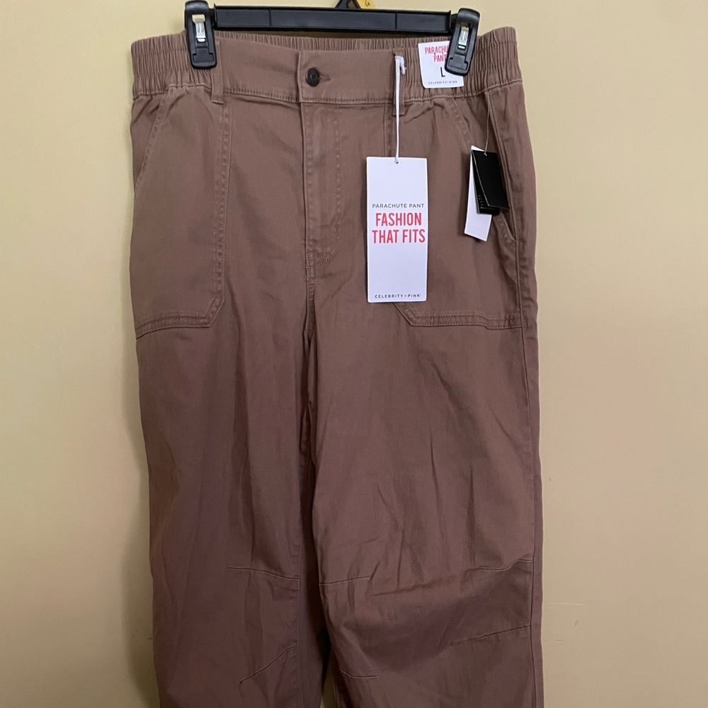 Celebrity Pink Mid Rise Parachute Pant size L NWT Toggle Ankle